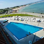 アパート Paradiso B 411 Large Sea View ネセバル